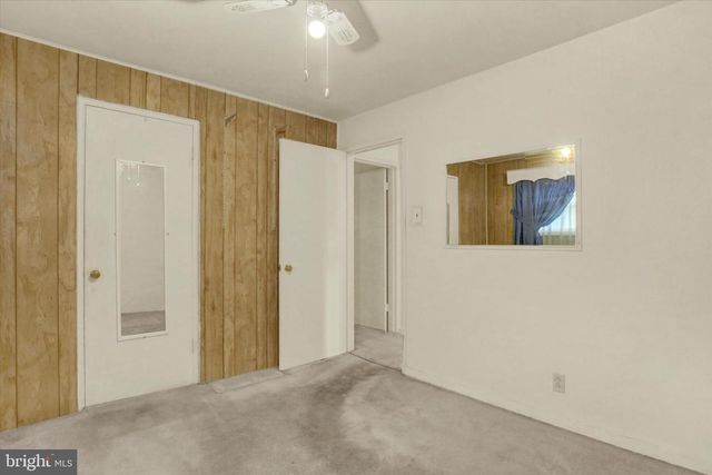 4 SUSSEX RD, Camp Hill, PA 17011
