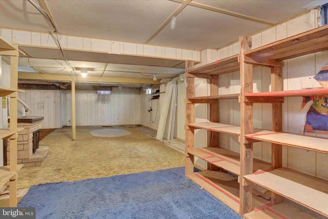 4 SUSSEX RD, Camp Hill, PA 17011
