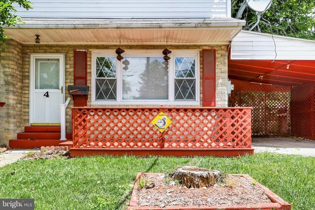 4 SUSSEX RD, Camp Hill, PA 17011
