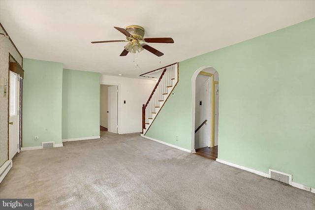 4 SUSSEX RD, Camp Hill, PA 17011