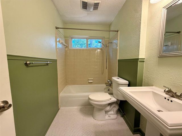 6301 Emory LN, Austin, TX 78723