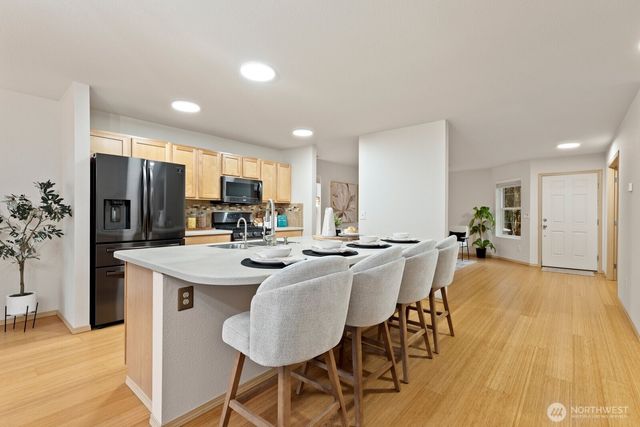 34306 SE Carmichael Street, Snoqualmie, WA 98065