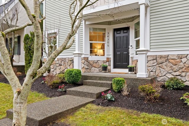 34306 SE Carmichael Street, Snoqualmie, WA 98065