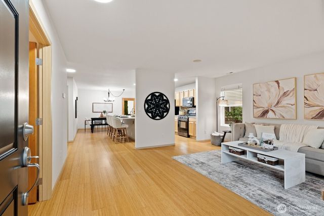 34306 SE Carmichael Street, Snoqualmie, WA 98065