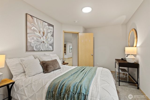 34306 SE Carmichael Street, Snoqualmie, WA 98065