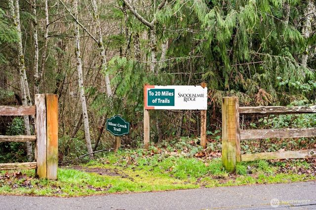 34306 SE Carmichael Street, Snoqualmie, WA 98065