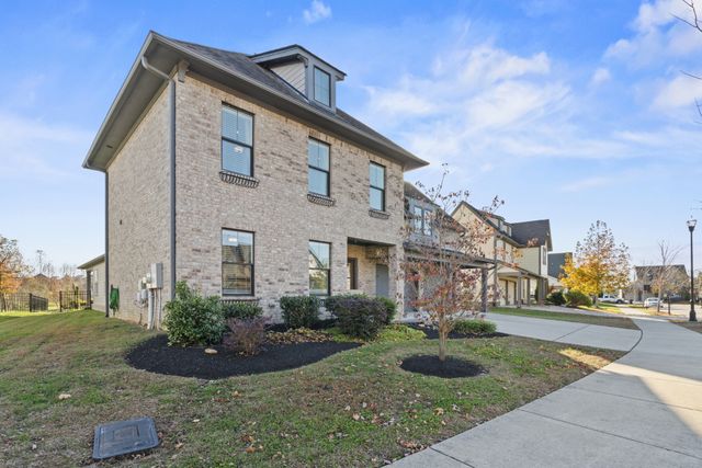 2049 Beamon Dr, Franklin, TN 37064