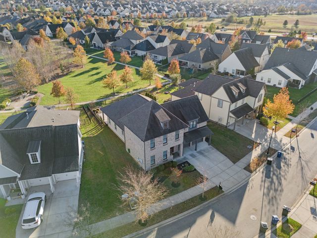 2049 Beamon Dr, Franklin, TN 37064