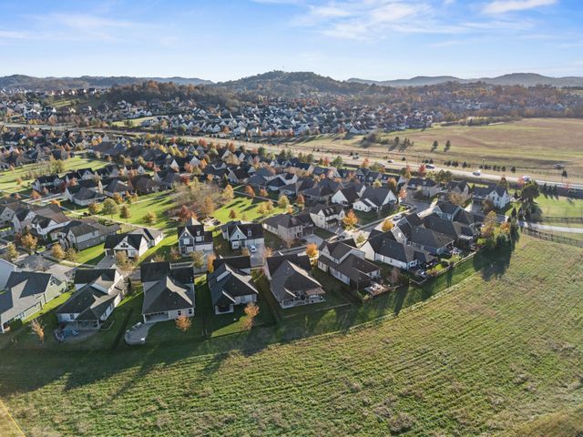 2049 Beamon Dr, Franklin, TN 37064