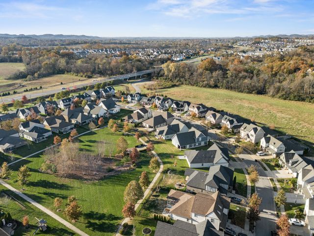 2049 Beamon Dr, Franklin, TN 37064