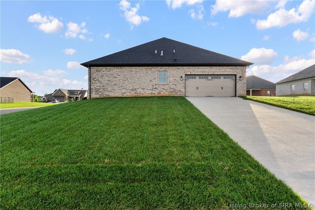6414 Pleasant Run 934, Charlestown, IN 47111