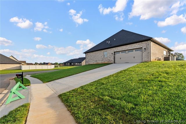 6414 Pleasant Run 934, Charlestown, IN 47111