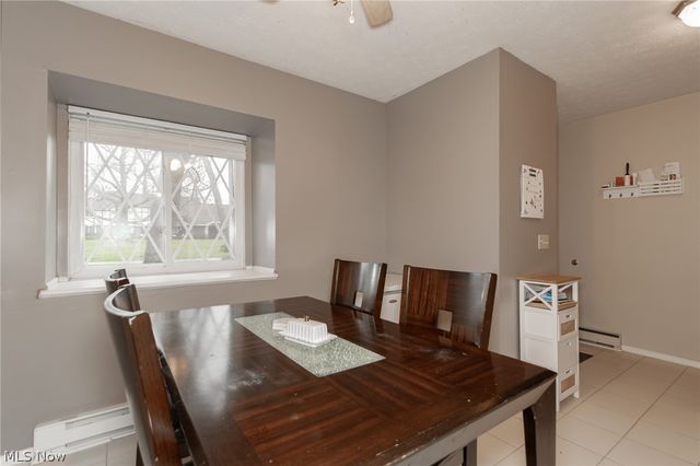 8210 Deepwood Boulevard 11-5, Mentor, OH 44060