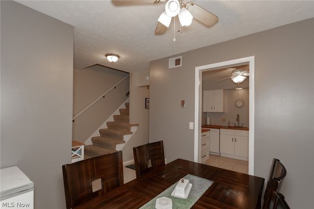 8210 Deepwood Boulevard 11-5, Mentor, OH 44060