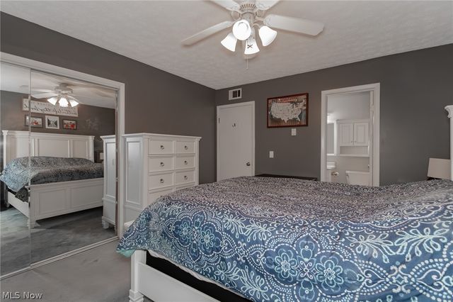 8210 Deepwood Boulevard 11-5, Mentor, OH 44060
