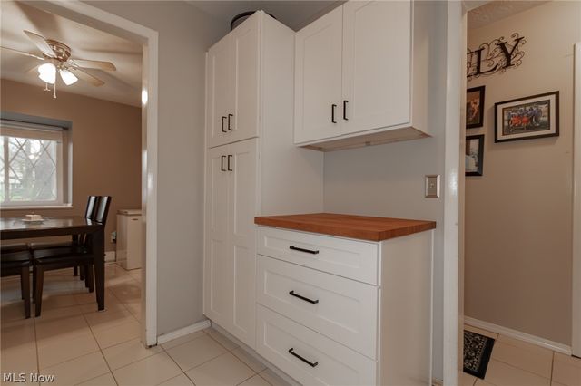 8210 Deepwood Boulevard 11-5, Mentor, OH 44060