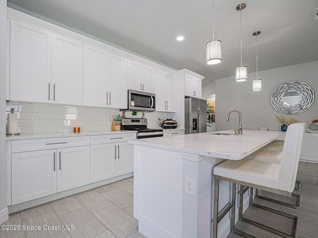 3010 Eldron Boulevard SE, Palm Bay, FL 32909