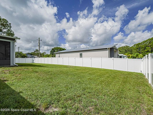 3010 Eldron Boulevard SE, Palm Bay, FL 32909