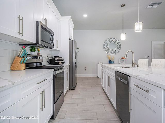 3010 Eldron Boulevard SE, Palm Bay, FL 32909