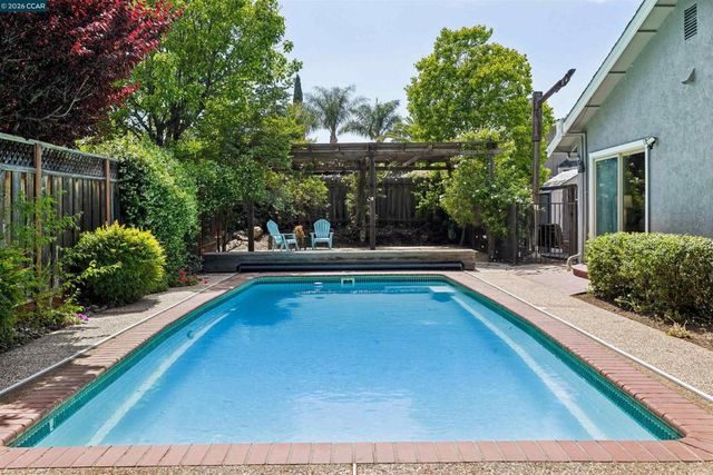 2030 Smith Lane, Concord, CA 94518