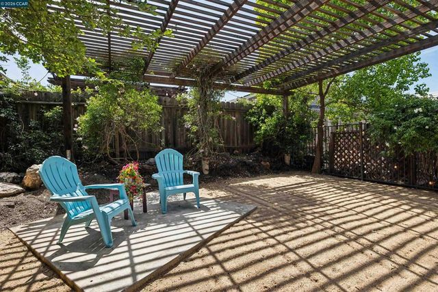 2030 Smith Lane, Concord, CA 94518