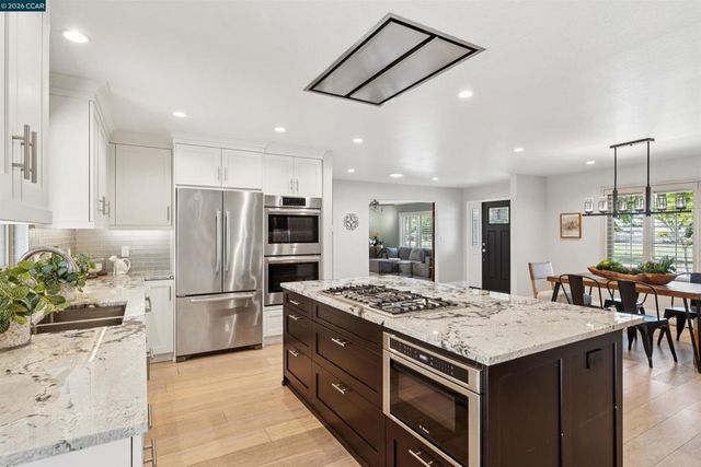 2030 Smith Lane, Concord, CA 94518