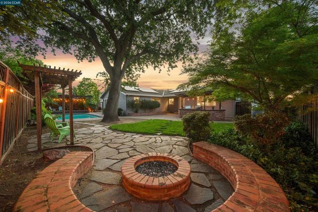 2030 Smith Lane, Concord, CA 94518