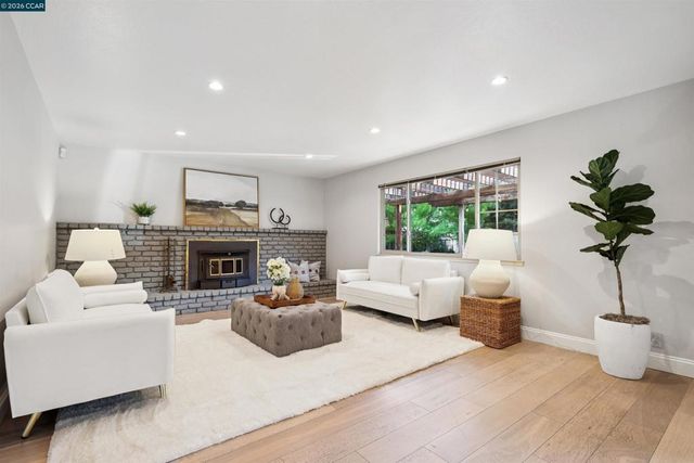 2030 Smith Lane, Concord, CA 94518