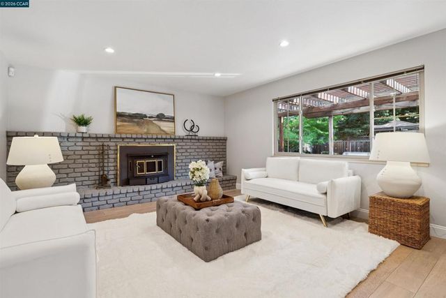 2030 Smith Lane, Concord, CA 94518