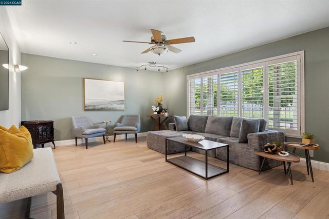 2030 Smith Lane, Concord, CA 94518