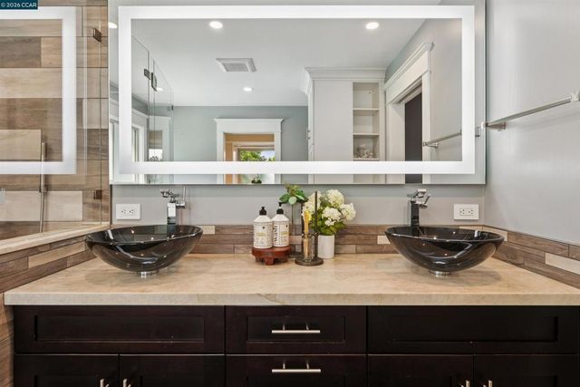 2030 Smith Lane, Concord, CA 94518