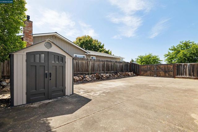 2030 Smith Lane, Concord, CA 94518