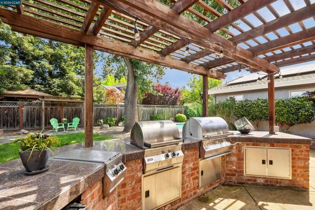 2030 Smith Lane, Concord, CA 94518