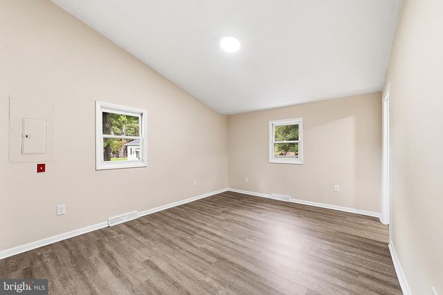 230 ROUTE 40, Penns Grove, NJ 08069