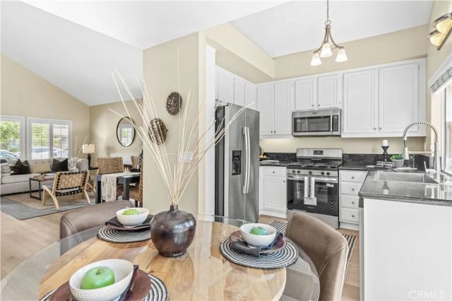 6 Via Menta, Rancho Santa Margarita, CA 92688