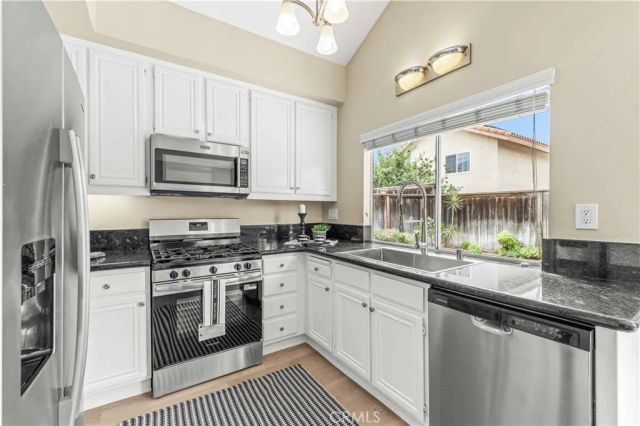 6 Via Menta, Rancho Santa Margarita, CA 92688