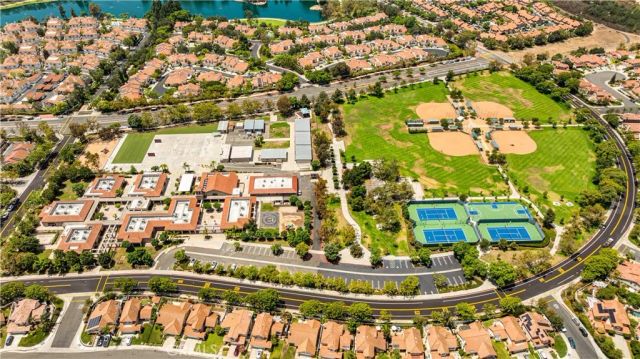 6 Via Menta, Rancho Santa Margarita, CA 92688