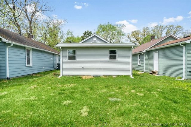 2548 Broadway Street, New Albany, IN 47150