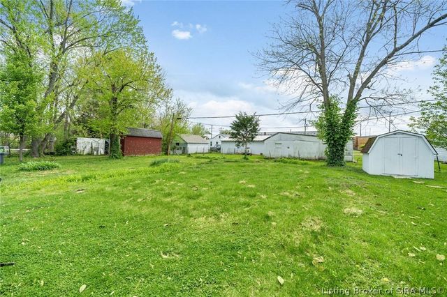 2548 Broadway Street, New Albany, IN 47150