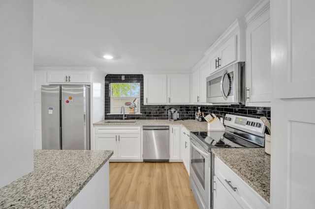 310 W Grand, Longview, TX 75604