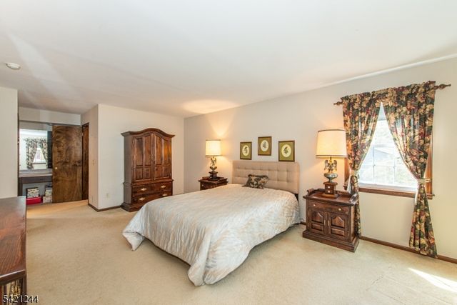 5 BROOK CT, Parsippany-troy Hills Twp., NJ 07054