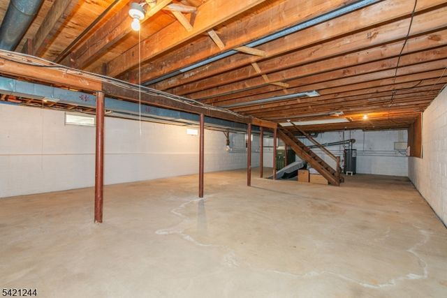 5 BROOK CT, Parsippany-troy Hills Twp., NJ 07054