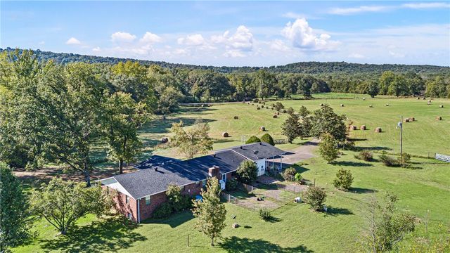 1564 Albert Drive, Russellville, AR 72802