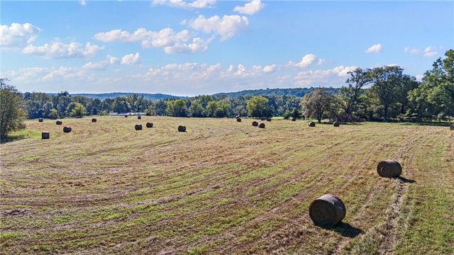 1564 Albert Drive, Russellville, AR 72802