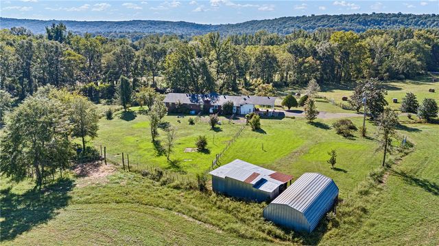 1564 Albert Drive, Russellville, AR 72802