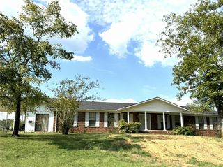1564 Albert Drive, Russellville, AR 72802