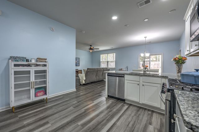 612 Wayton Circle, Moncks Corner, SC 29461