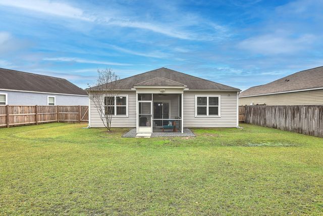 612 Wayton Circle, Moncks Corner, SC 29461