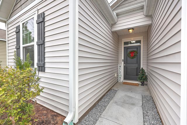 612 Wayton Circle, Moncks Corner, SC 29461