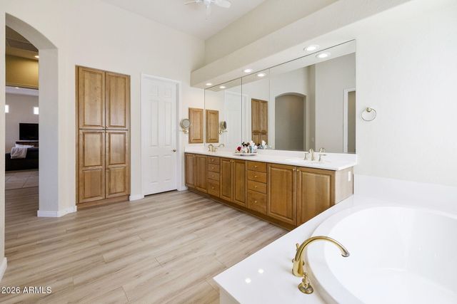 9490 E CAVALRY Drive, Scottsdale, AZ 85262
